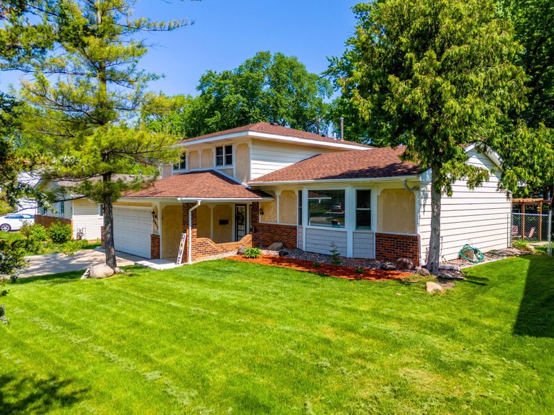 2315 40th Ave NE, Columbia Heights, MN 55421