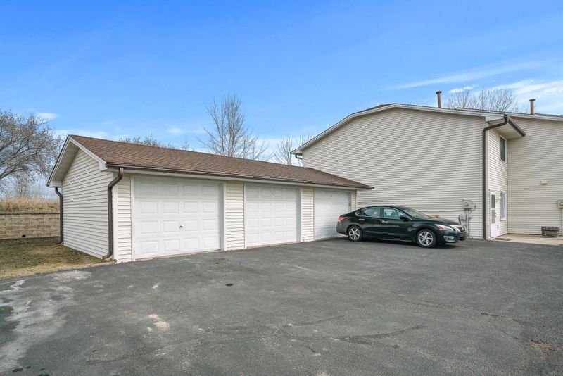 420 Ash Ave NE, Saint Michael, MN 55376