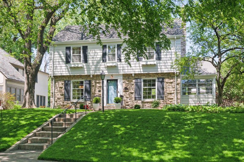 4120 Sunnyside Rd, Edina, MN 55424