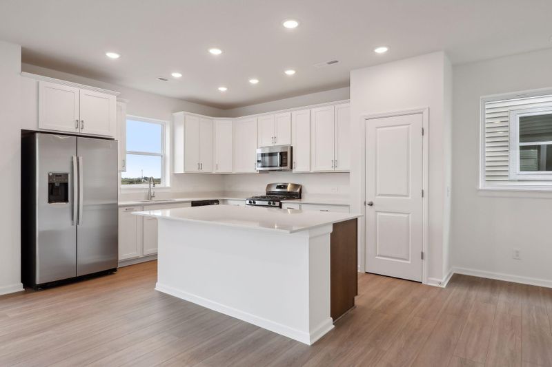 1110 149th St W, Rosemount, MN 55068