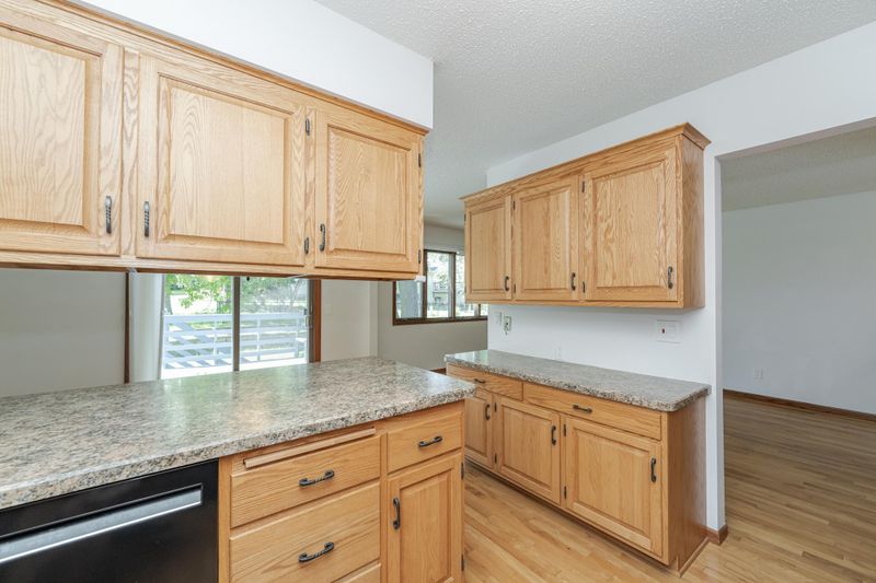 952 Chalet Dr NW, Rochester, MN 55901