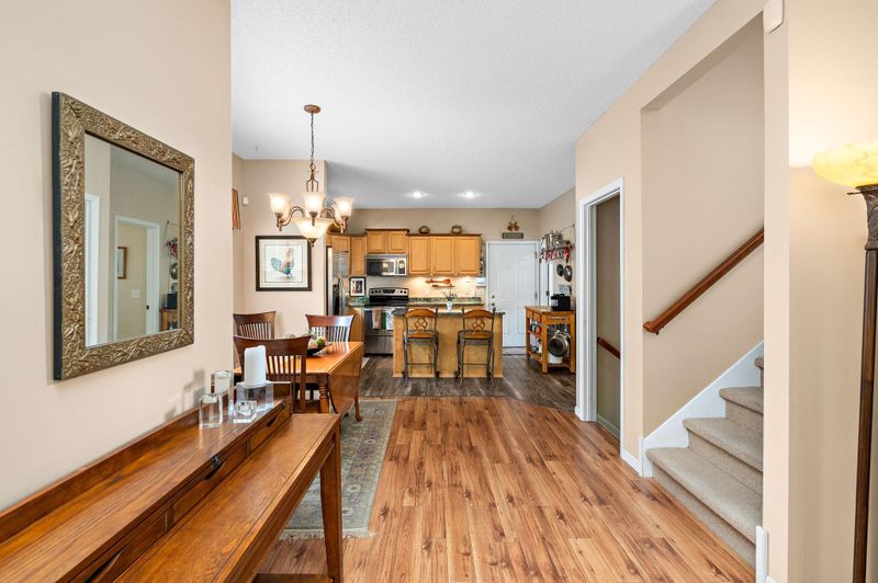 1109 Lawson Ave E, Saint Paul, MN 55106