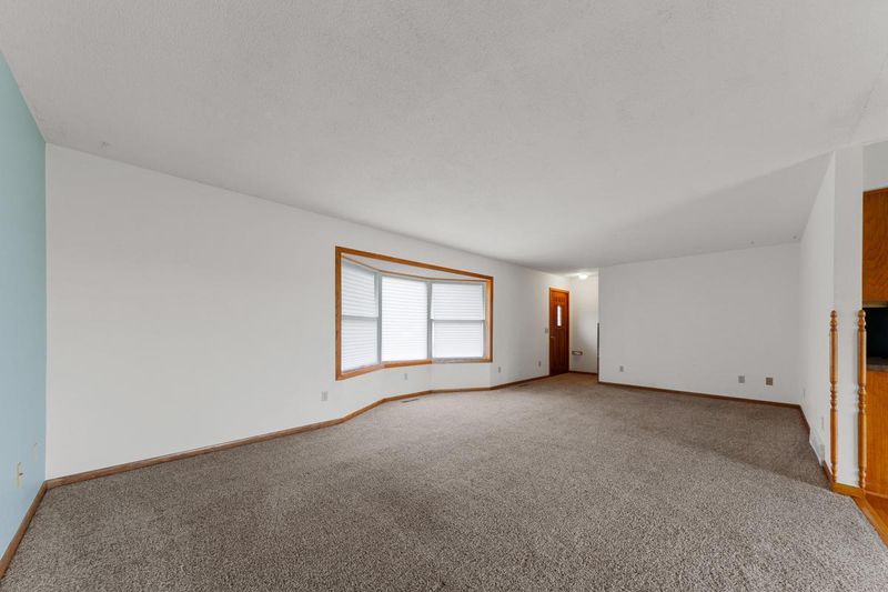 1209 8th St SE, Waseca, MN 56093