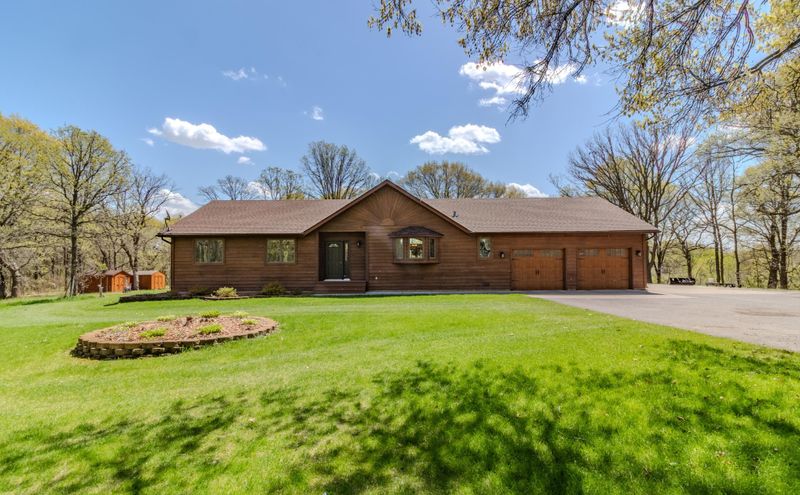 12130 25th St, Clear Lake, MN 55319