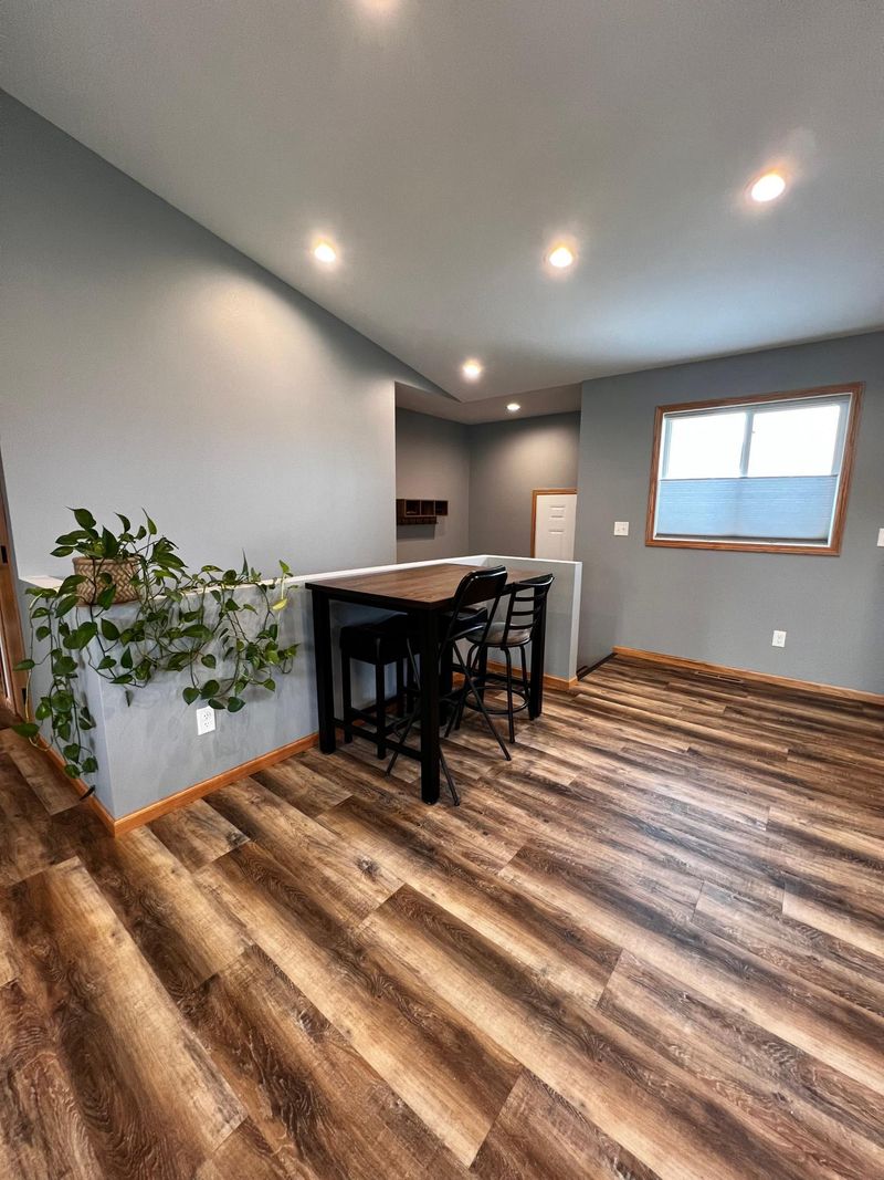 2012 Nelson Dr, Thief River Falls, MN 56701