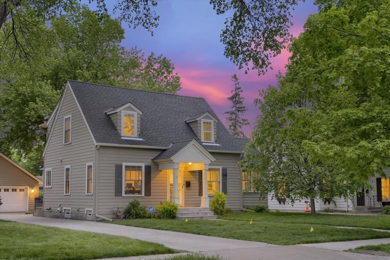 4333 Mackey Ave, Saint Louis Park, MN 55424