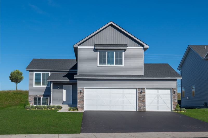 940 Forest Edge Cir, Jordan, MN 55352