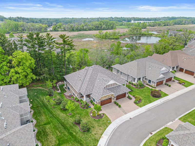 255 Bellwether Pa, Minnetonka, MN 55391