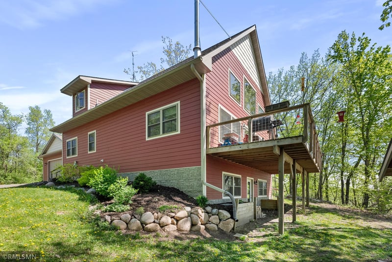 52855 Avalon Ct, Braham, MN 55006