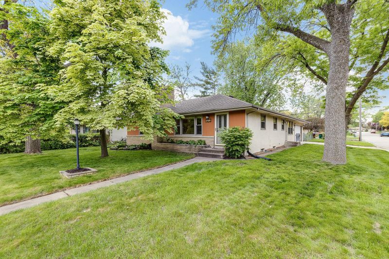 4549 Drew Ave N, Minneapolis, MN 55422