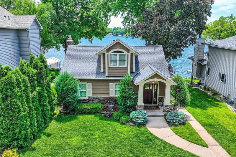 4753 Island View Dr, Mound, MN 55364