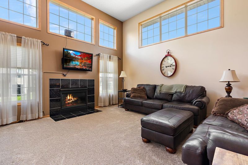 2355 Alysheba Ct, Shakopee, MN 55379