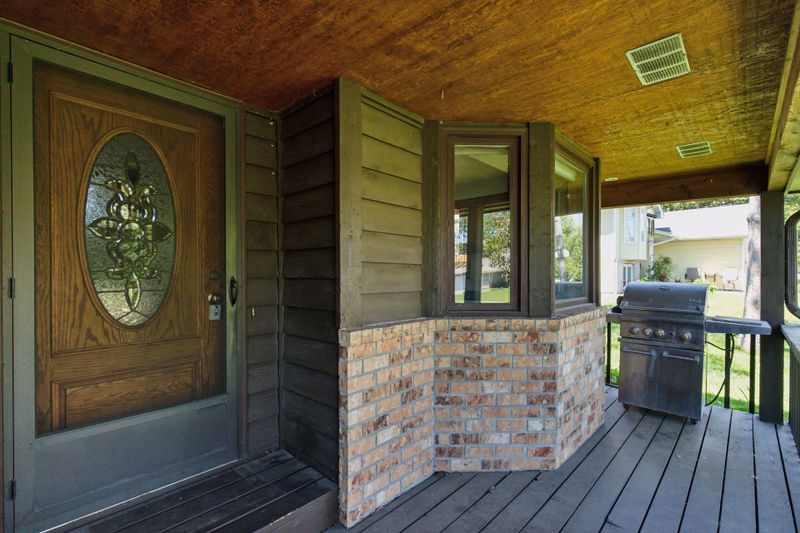 13664 Xavis St NW, Andover, MN 55304