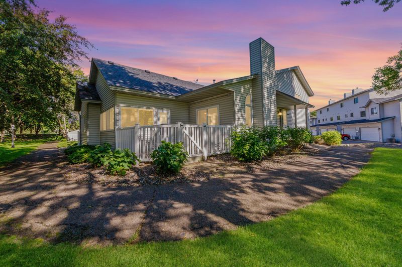 12841 82nd Pl N, Maple Grove, MN 55369