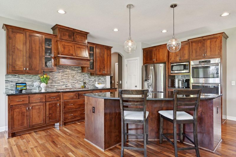 12215 Foxtail Ln S, Rogers, MN 55374