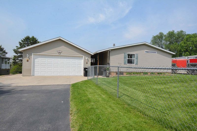 905 Chester Ave SE, Rochester, MN 55904