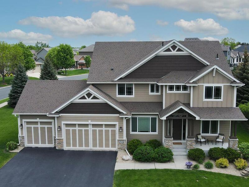 1569 Oakpointe Dr, Waconia, MN 55387
