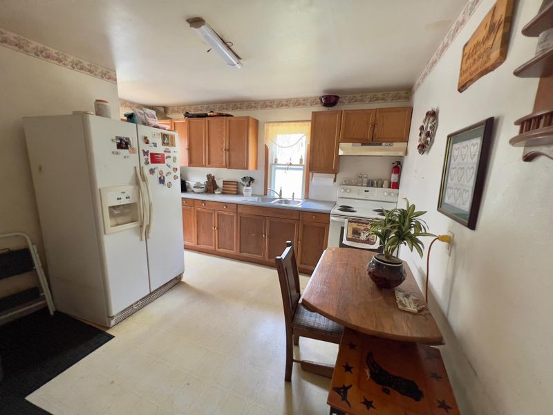 9426 9 Mile Creek Rd, Fall Creek, WI 54742