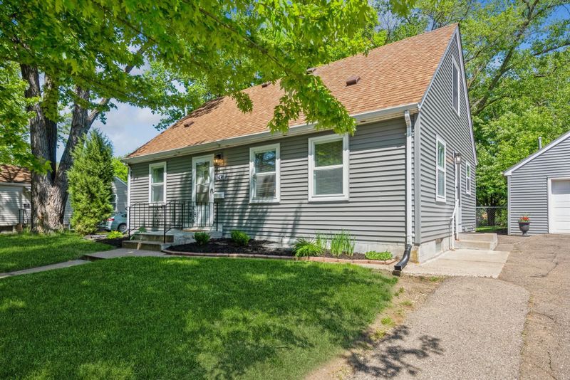 3436 Xenia Ave N, Crystal, MN 55422