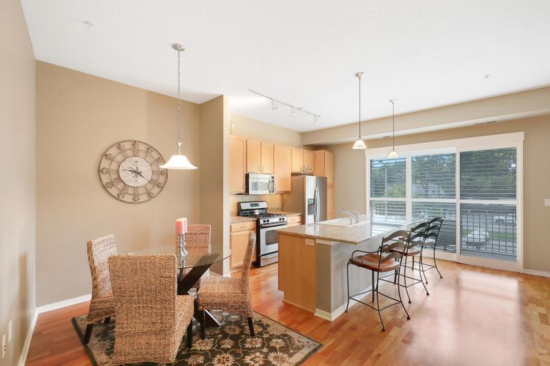 4525 Park Commons Dr #212, Saint Louis Park, MN 55416