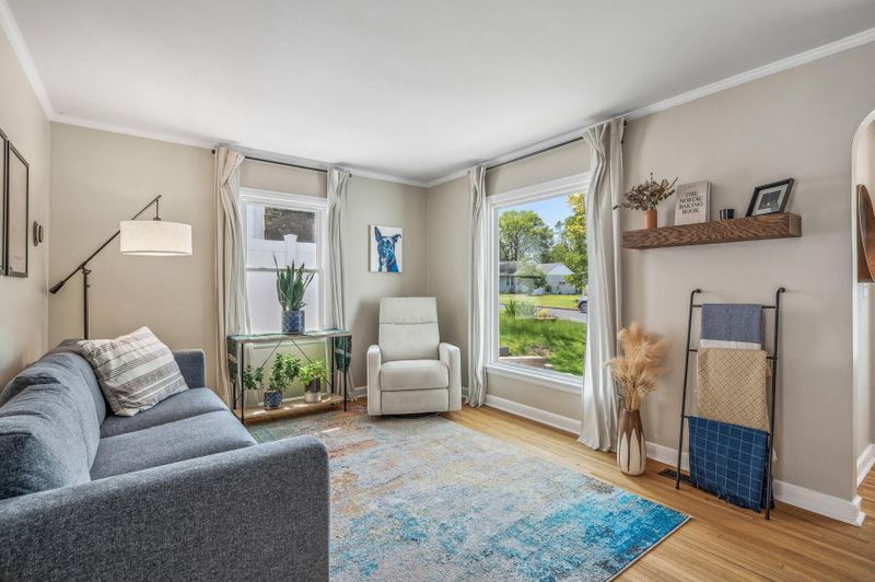 3033 Nevada Ave S, Saint Louis Park, MN 55426