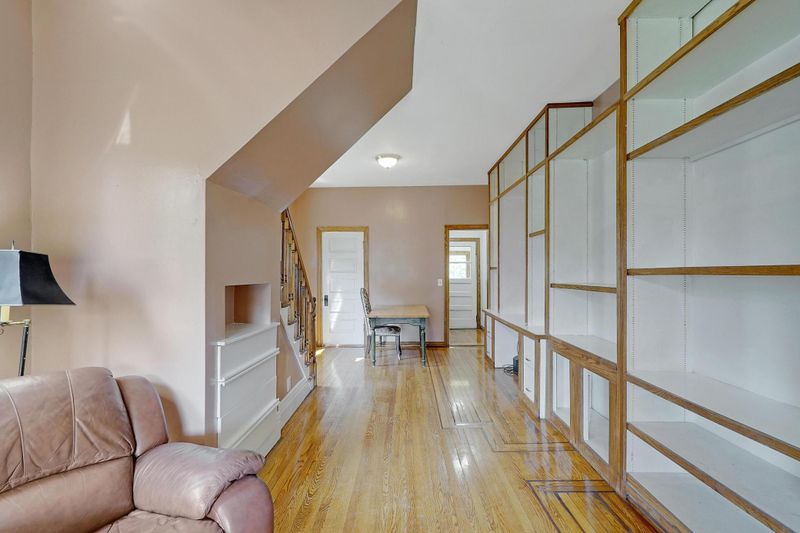 3524 Chicago Ave, Minneapolis, MN 55407