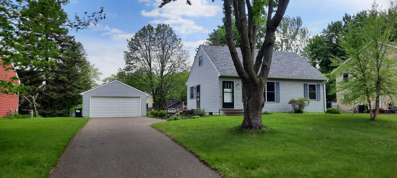 526 Doris Ave, Shoreview, MN 55126