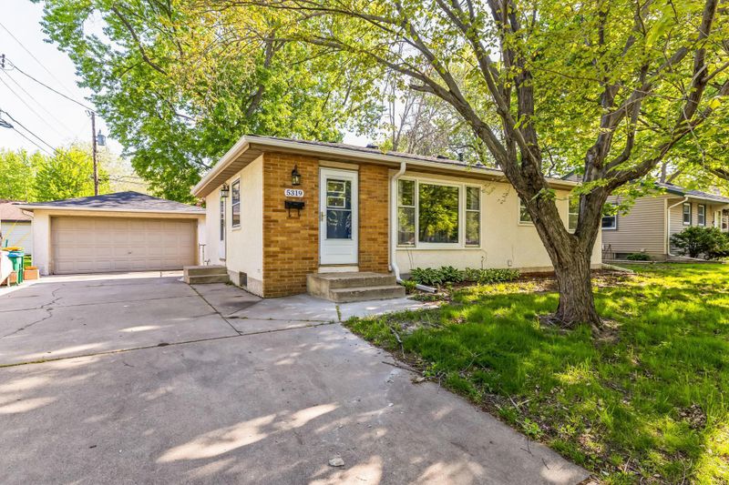 5319 45th Ave N, Minneapolis, MN 55422
