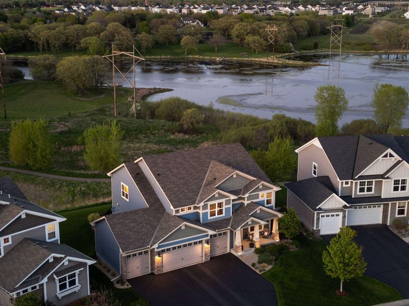 4499 Ashton Curve, Woodbury, MN 55129