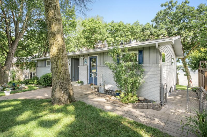 2541 S Shore Blvd, White Bear Twp, MN 55110