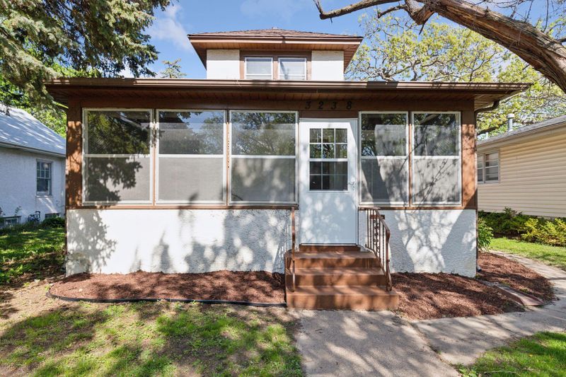 3238 Sheridan Ave N, Minneapolis, MN 55412