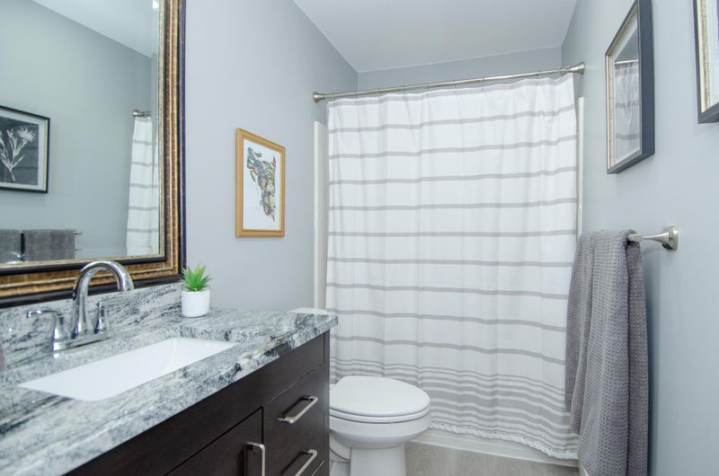 15621 Yakima St NW, Anoka, MN 55303