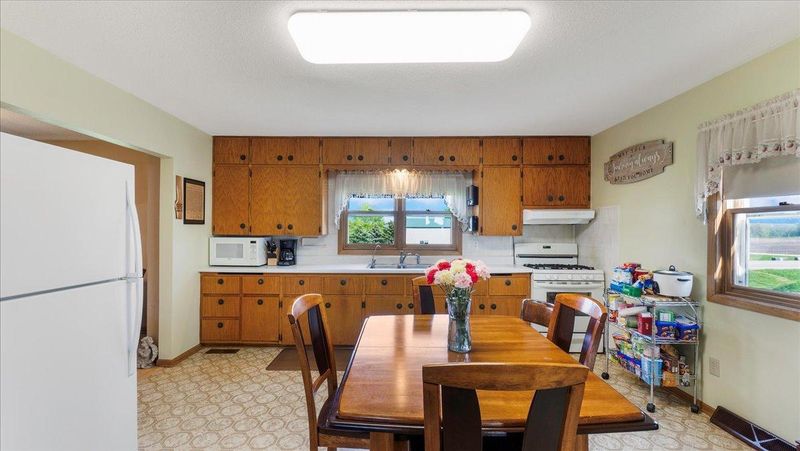 29035 County Road 11, Freeport, MN 56331