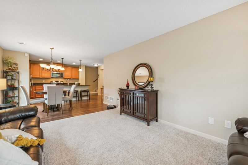 2163 Cedar Grove Trl, Eagan, MN 55122
