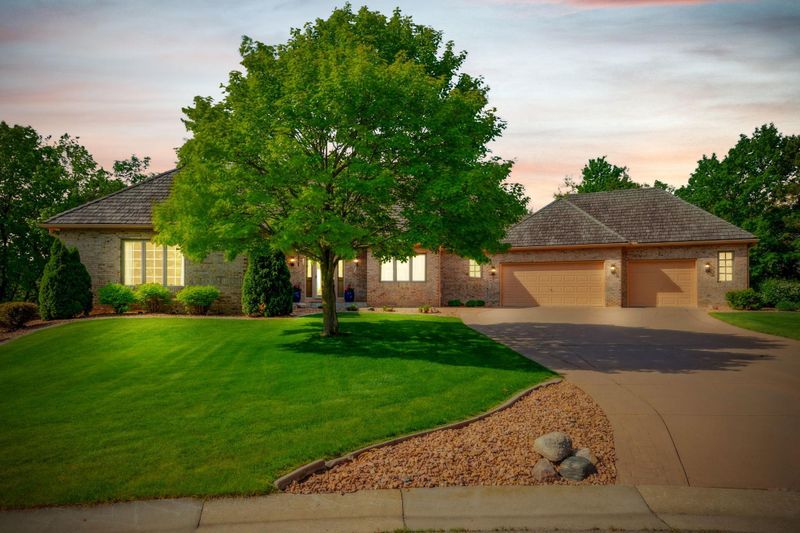 12905 44th Ave N, Minneapolis, MN 55442