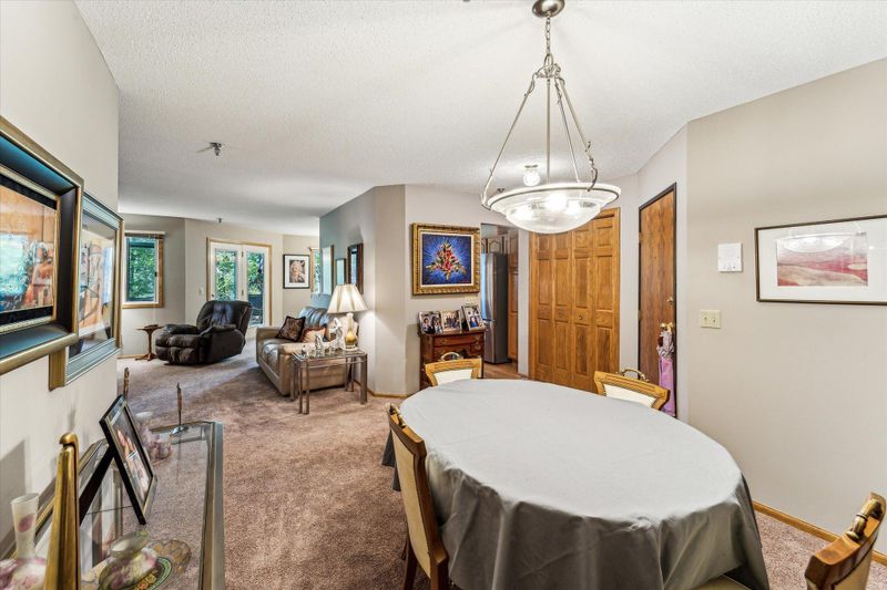 2541 Concord Way #113, Mendota Heights, MN 55120