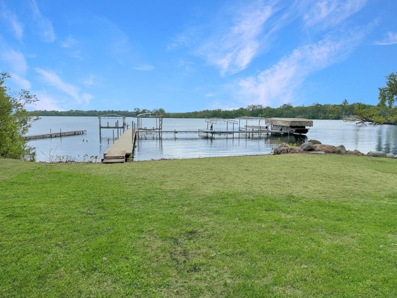 8 Park Ave, Slayton, MN 56172