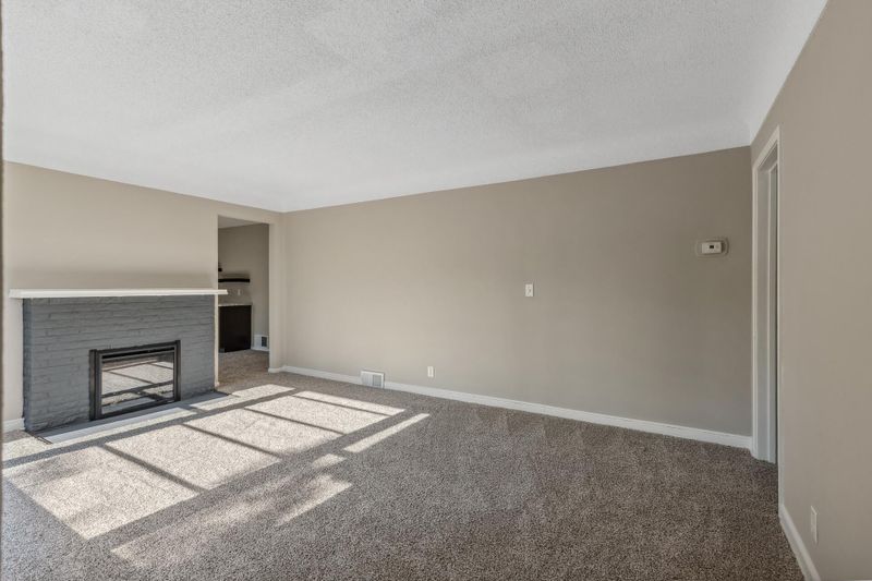 668 1st Ave NW, New Brighton, MN 55112