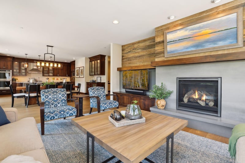 875 Lake St N #220, Wayzata, MN 55391
