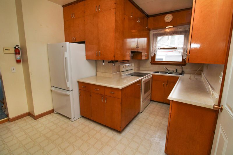 110 3rd St SW, Freeport, MN 56331