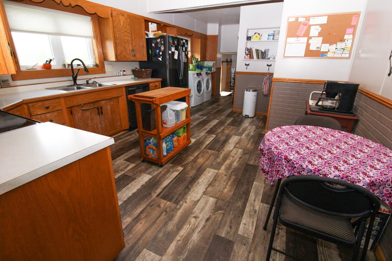 241 Main St, New Munich, MN 56356
