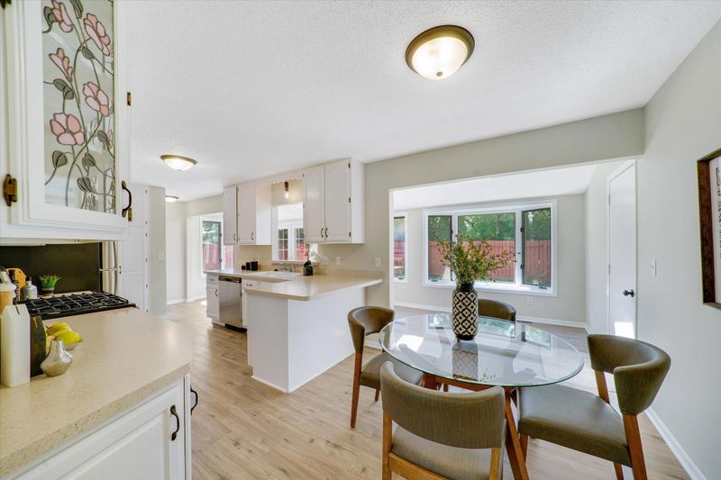 414 Rice Creek Ter NE, Minneapolis, MN 55432