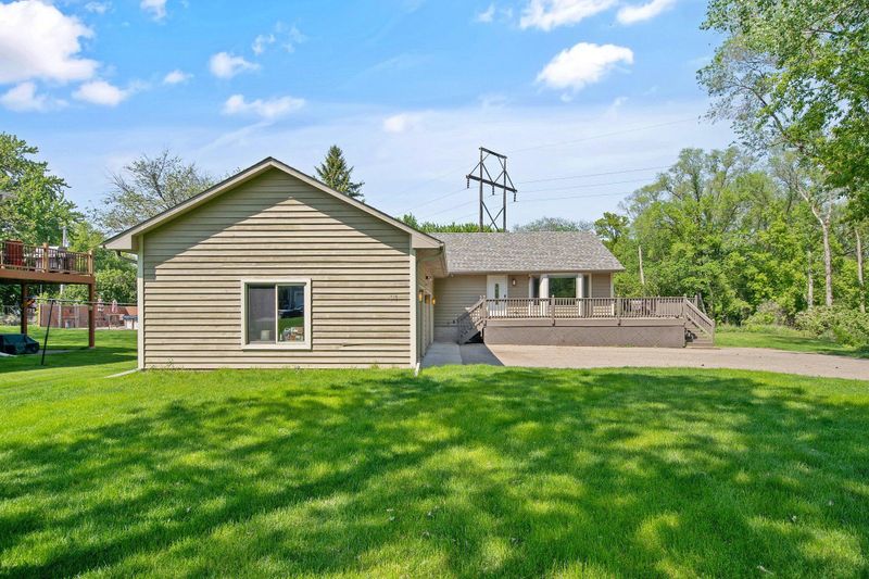 813 Cheri Ln, Mendota Heights, MN 55120