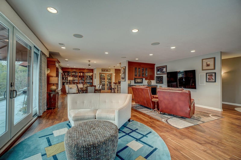 101 Olive St E #4, Stillwater, MN 55082