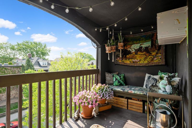 2610 Garfield Ave #305, Minneapolis, MN 55408