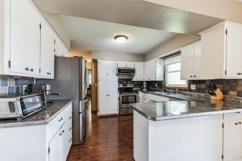 5471 Altura Rd NE, Minneapolis, MN 55421