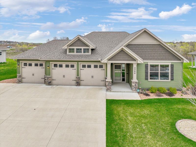 2266 72nd Ave N, Saint Cloud, MN 56303