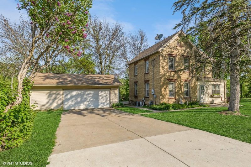 504 Broadway St S, Jordan, MN 55352