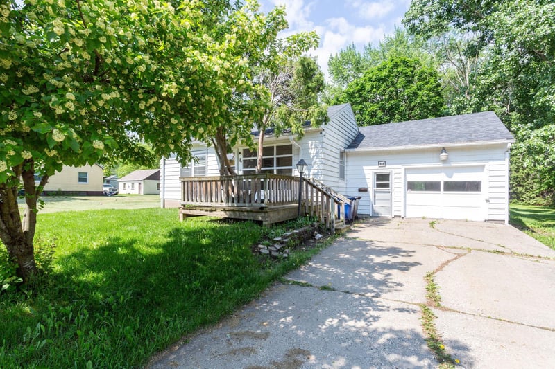 622 N Court St, Sparta, WI 54656