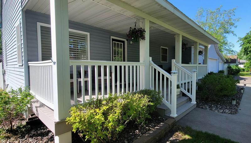 213 New St, Monticello, MN 55362